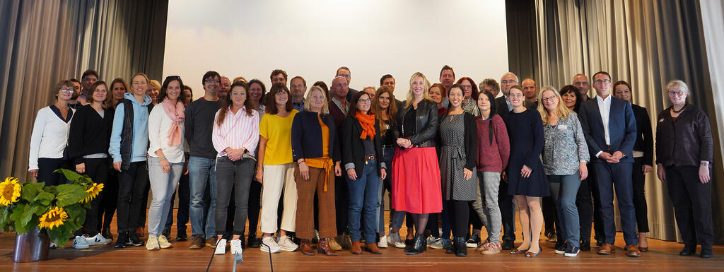 Gruppenfoto der Wertemultiplikatorinnen und -multiplikatoren